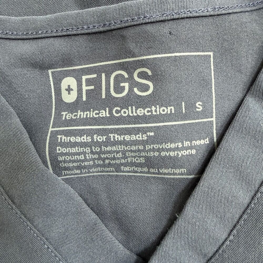 FIGS Night Sky Blue Grey Catarina One-Pocket Scrub Top Size Small - Picture 12 of 13